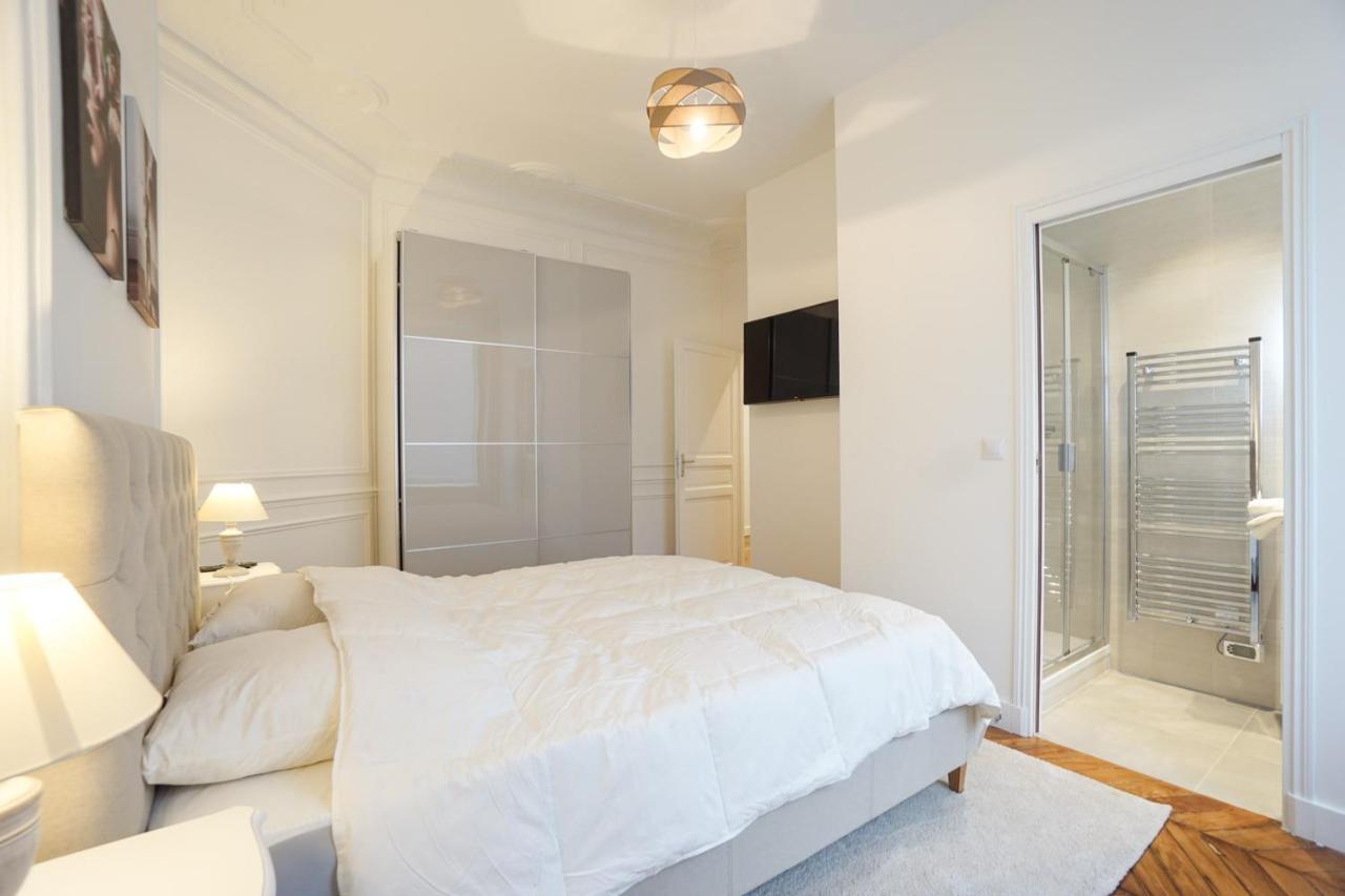 Modern Duplex Close To The Eiffel Tower París Exterior foto